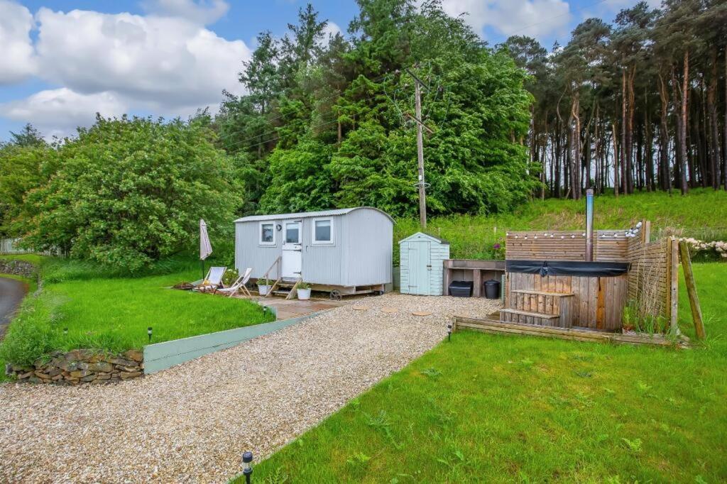 The Little Yorkshire Shepherd's Hut Apartment